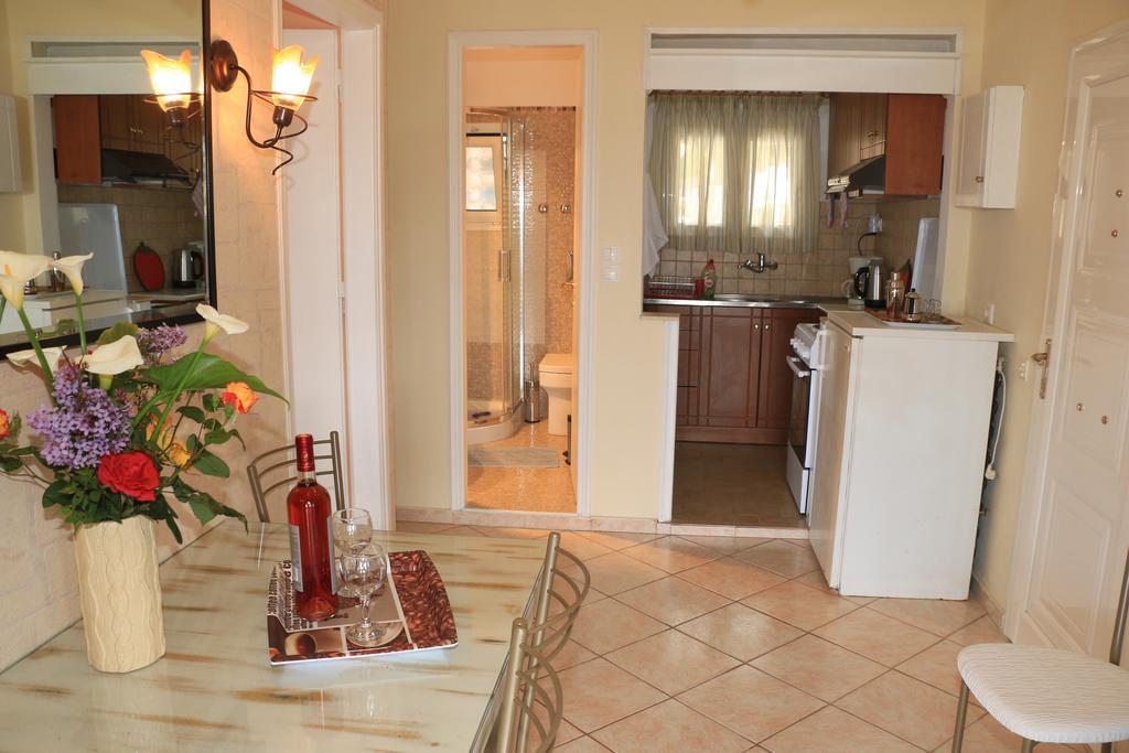 Apartment Aris Paramonas (Corfu)
