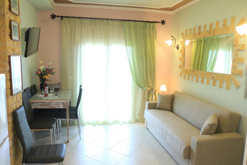 Apartment Aris *